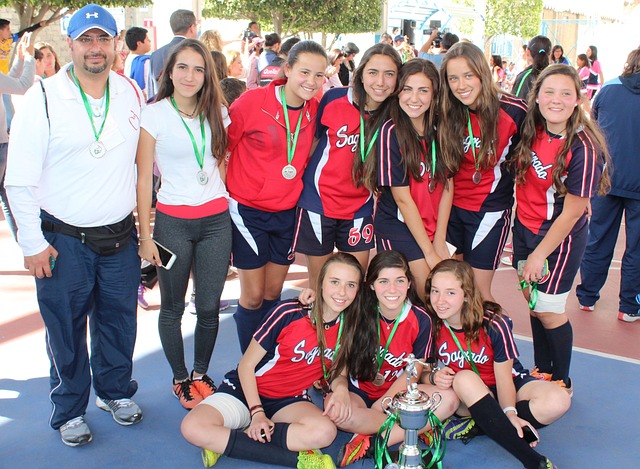 他用自己的 他用自己的